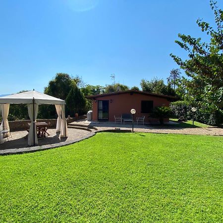 La Casa Di Irene Nel Golf Club Villa Roma Dış mekan fotoğraf